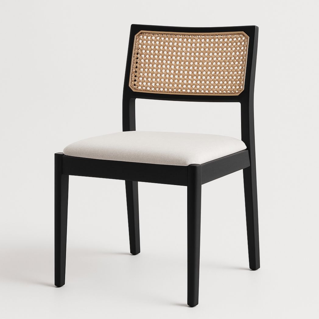 Estructura de madera maciza, respaldo de mimbre, asiento de poliéster/algodón 85x45x50 cm